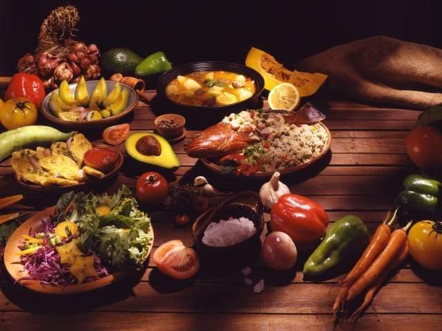 La Vega Restaurantes

El Zaguán, Vega Mall y El Naranjo Restaurant ofrecen comida dominicana en el centro de La Vega. Por otro lado, Rarus Bar & Restaurant atiende a los visitantes de la Iglesia del Santo Cerro. Gracias a la tradición agrícola de La Vega, la frescura y variedad de los vegetales disponibles en la zona siempre garantizan una excelente experiencia gastronómica.