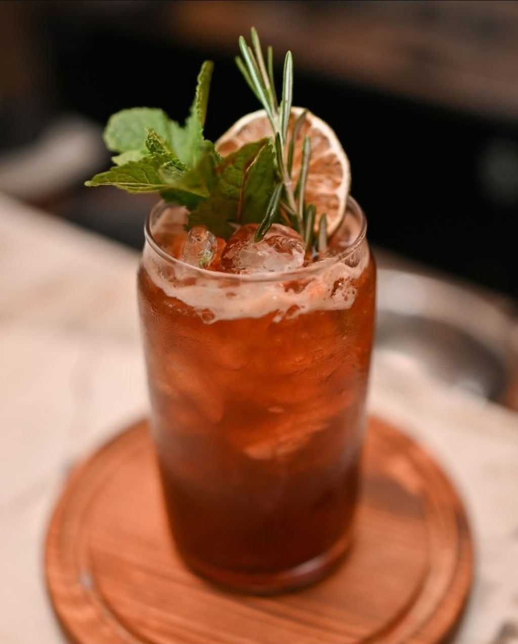 Dominicana Calle Ramón De Lara, Santiago de los Caballeros, República Dominicana 849-507-8575 HORARIOS Lunes a Jueves 12:00 p.m. – 12:00 a.m. Viernes y Sábados 12:00 p.m. – 1:00 a.m. Domingos 12:00 p.m. – 10:00 p.m. Martes CERRADO .