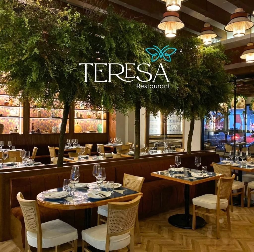 Fusion Avenida Tiradentes, Santo Domingo, República Dominicana 809-375-2350 reservaciones@teresarestaurat.com Teresa Restaurant HORARIOS Domingo a Jueves 11:30 a.m. – 11:00 p.m. Viernes y Sábados 11:30 a.m. – 12:00 a.m. Deliciosas ofertas en tu bandeja de entrada:
