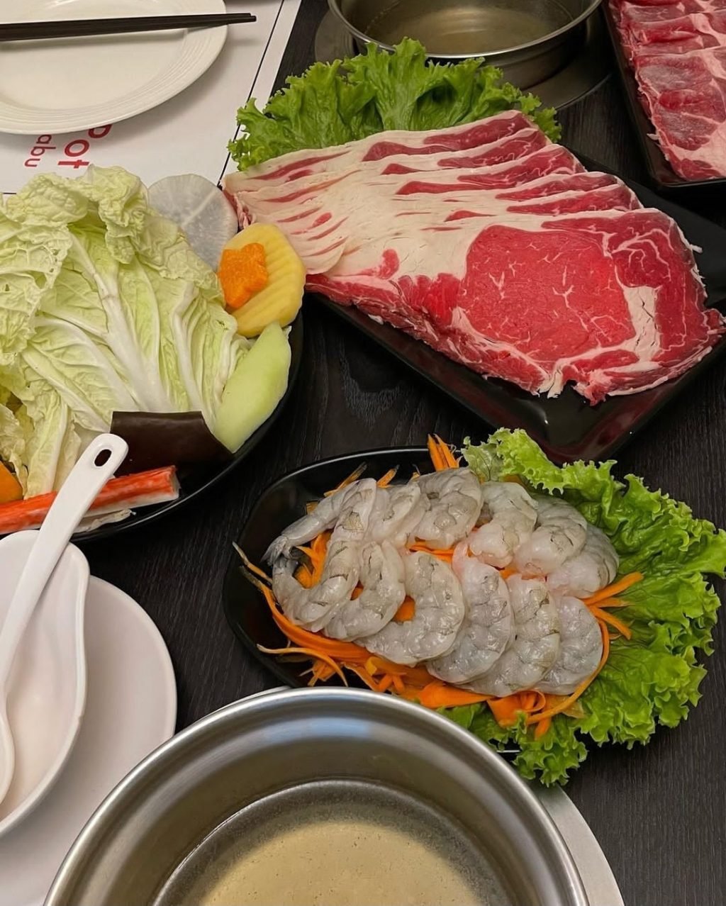 First Pot Shabu Shabu Restaurant Japonesa   Asiatica Av Enriquillo, Santo Domingo, República Dominicana 809-769-6388 HORARIOS Martes a Domingos 12:00 p.m. – 10:00 p.m. Deliciosas ofertas en tu bandeja de entrada: