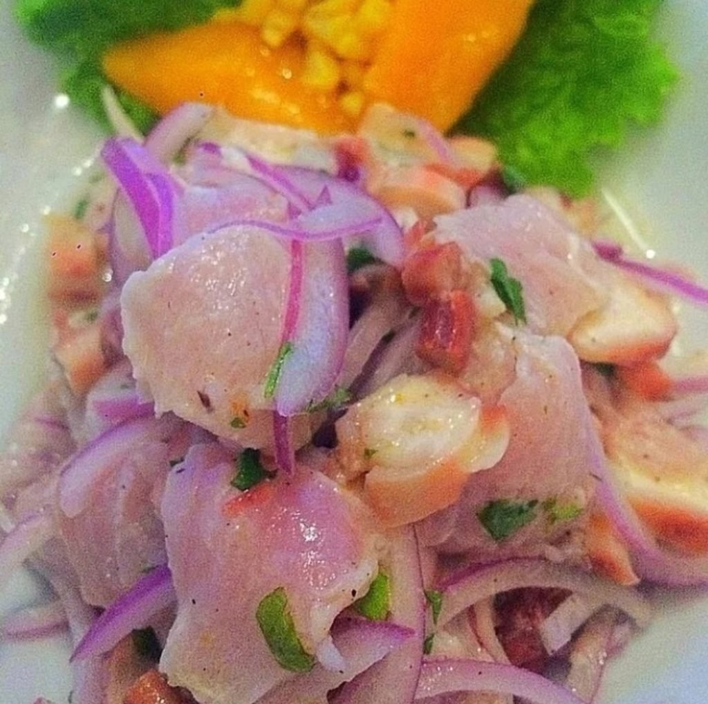 Tiro Libre Restaurante Peruana Calle Lorenzo Despradel, Santo Domingo, República Dominicana 809-334-1787 809-696-2400 HORARIOS Lunes 12:00 p.m. – 3:30 p.m. Martes a Sábados 12:00 p.m. – 9:30 p.m. Domingos 12:00 p.m. – 5:00 p.m. Deliciosas ofertas en tu bandeja de entrada: