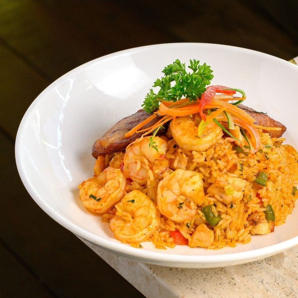 Restaurante El Higuero  Dominicana  Avenida Anacaona, Santo Domingo, República Dominicana  809-947-8065 Deliciosas ofertas en tu bandeja de entrada: